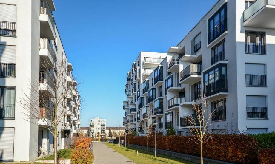 Jakie czynniki wpływają na cenę mieszkań w nowych inwestycjach?