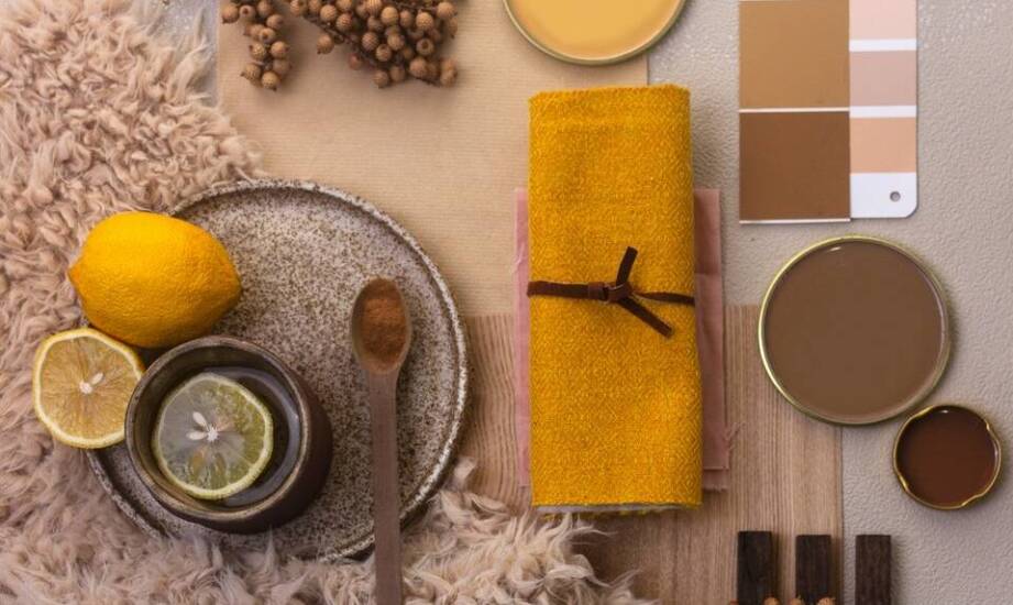 Limonkowe spodnie dresowe jako element garderoby kapsułowej