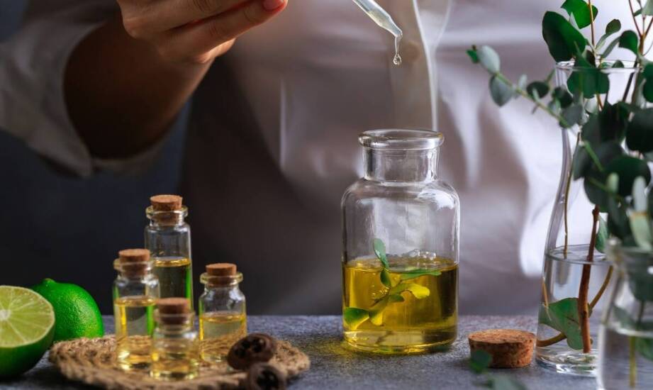 Wpływ tradycyjnych metod pozyskiwania olejków na jakość zapachów