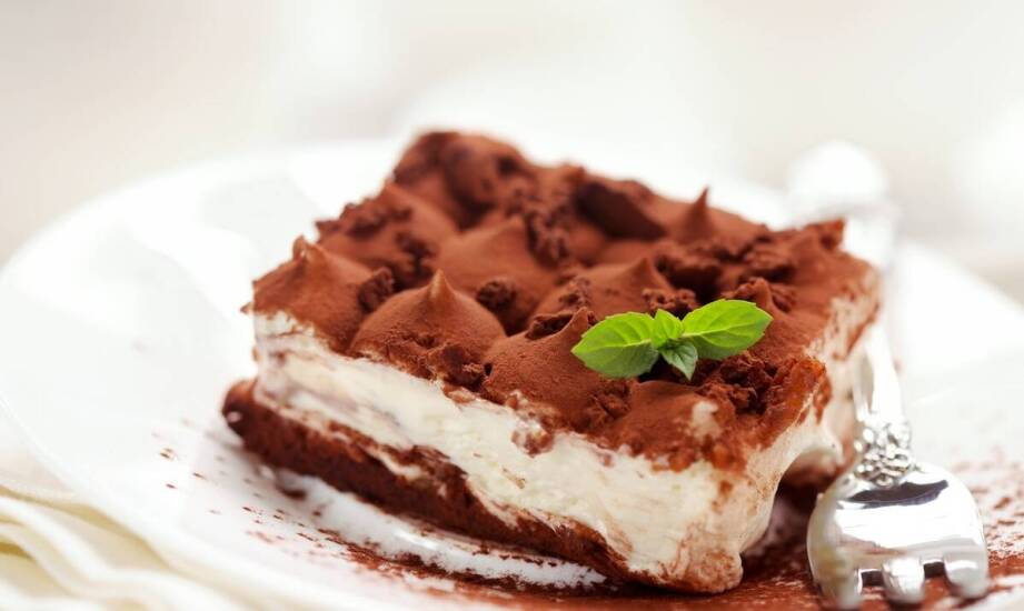 Jakie desery oferuje kuchnia 229 Poznań? Słodkie zakończenie posiłku