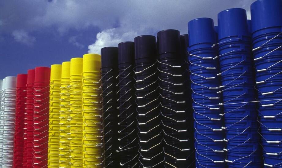 Tuby plastikowe w branży technicznej – funkcjonalność i ochrona produktów