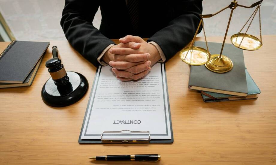 Jakie są konsekwencje dla dłużnika, jeśli nie współpracuje z komornikiem?