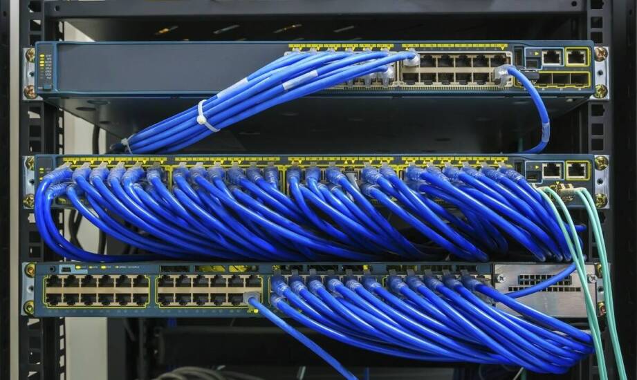 Jakie są najnowsze technologie stosowane w panelach krosowych RJ45?