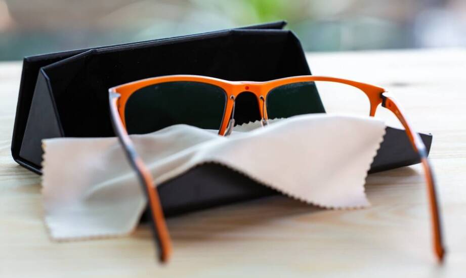 Porady dotyczące konserwacji i czyszczenia okularów ochronnych roboczych