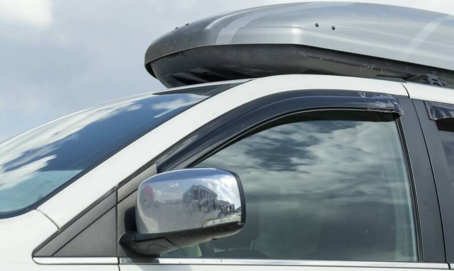 Porównanie dostępnych na rynku bagażników dachowych