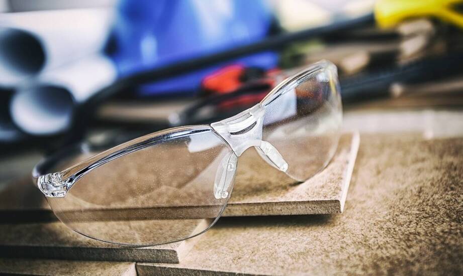 Bezpieczeństwo w elektronice – jak produkty lutownicze mogą pomóc?