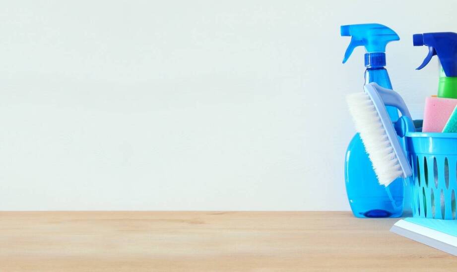 Jak zaopatrzenie firm sprzątających wpływa na jakość świadczonych usług?