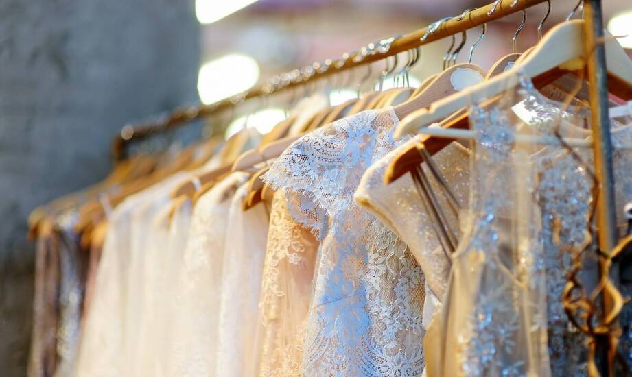 Suknie ślubne z elementami 3D - odważny wybór dla kreatywnych dusz