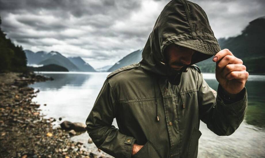 Sztormiak przeciwdeszczowy – jakie cechy decydują o jego trwałości?