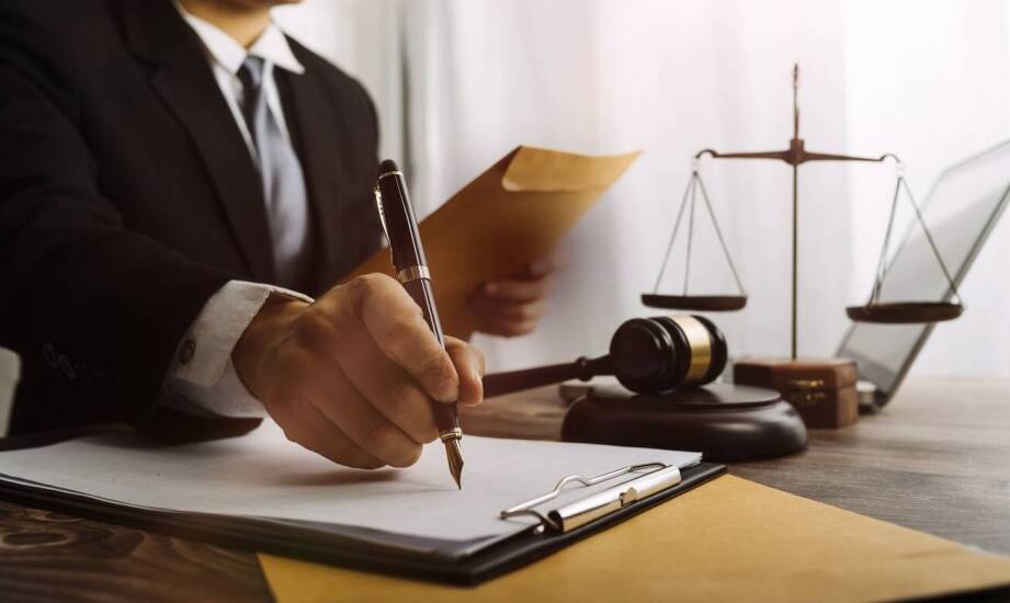 Proces windykacji sądowej krok po kroku – jak wspiera kancelaria prawna?