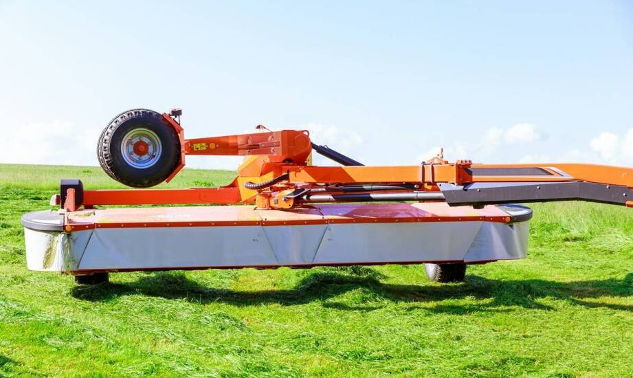 Kosiarka bijakowa Leopard – jakie są jej najważniejsze funkcje i zastosowania?