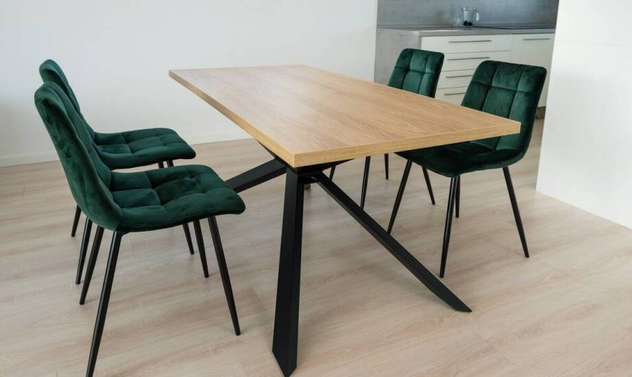 Metalowe podstawy do stołów – trwałość i estetyka w jednym