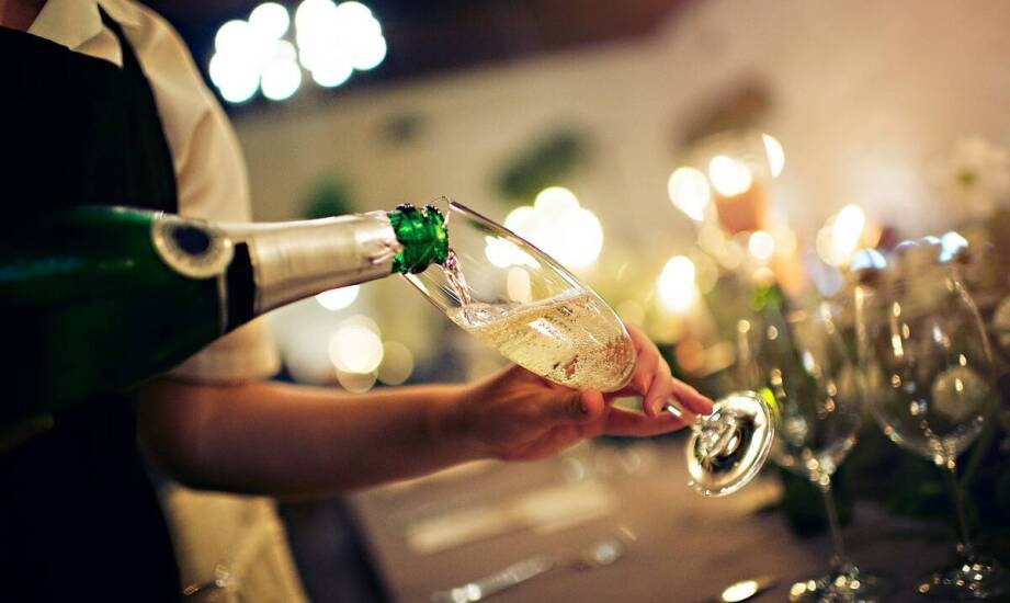 Jak dopasować piano bar menu do okolicznościowego przyjęcia?