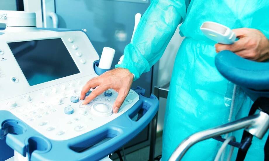 Co obejmuje kompleksowa usługa naprawy ultrasonografów?