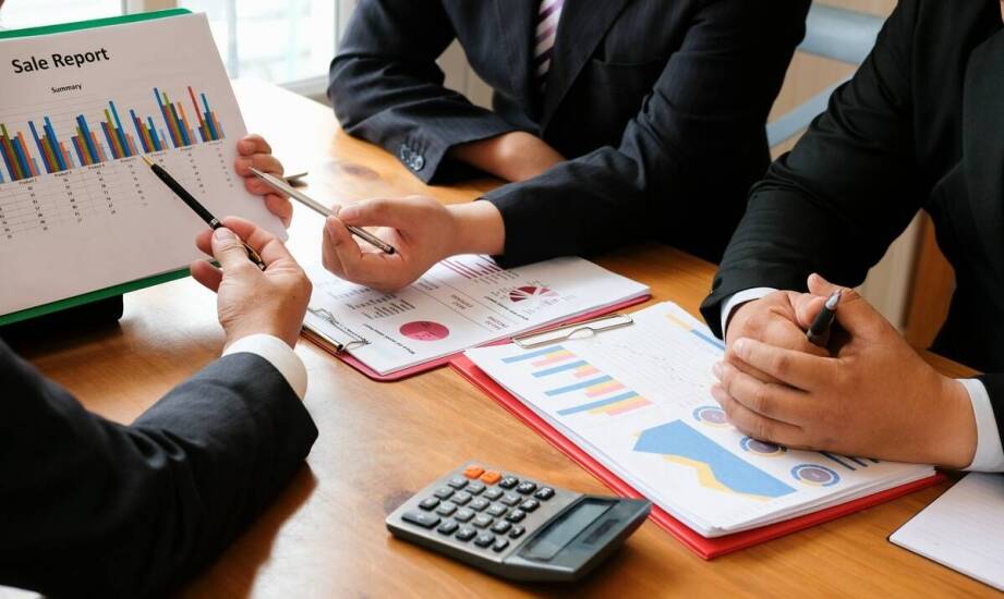 W jaki sposób kancelaria wspiera przedsiębiorców w trudnych sytuacjach finansowych?