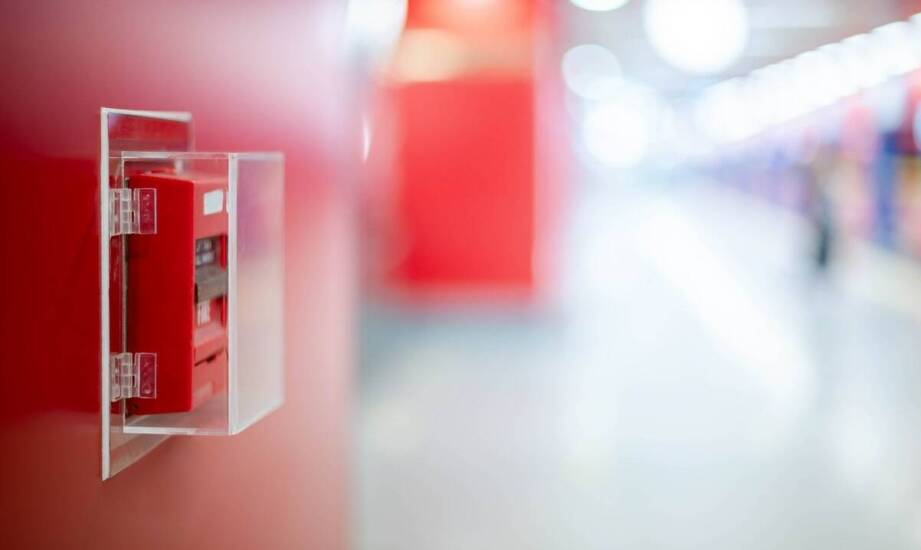 Defibrylator AED a bezpieczeństwo publiczne – jak zwiększyć ochronę?