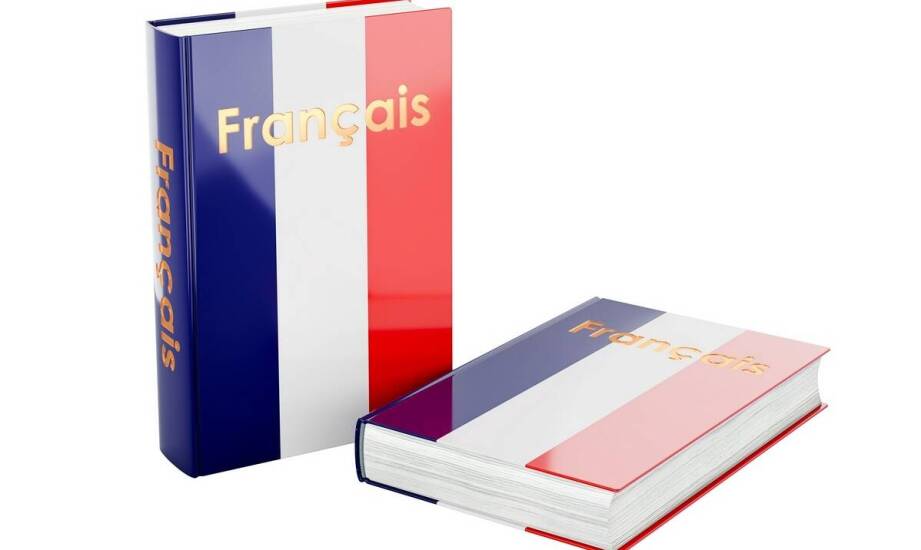 Rola zeszytów ćwiczeń w nauce gramatyki języka francuskiego – co warto wiedzieć?
