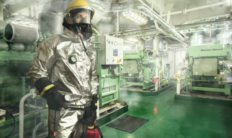 Rola kombinezonów reflex w ochronie przed zagrożeniami chemicznymi