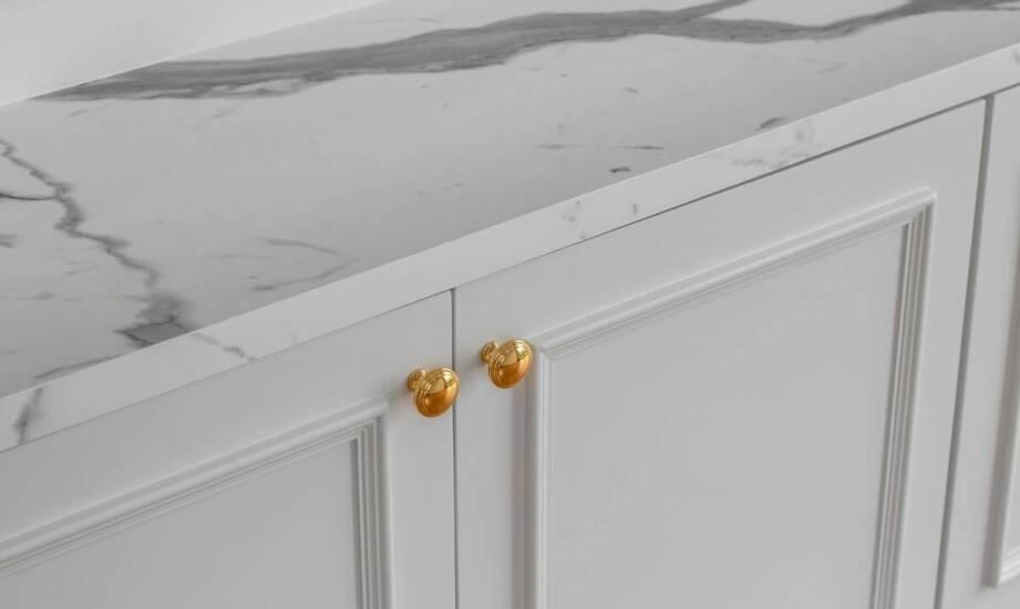 Jakie kolory rączek meblowych są teraz na topie?