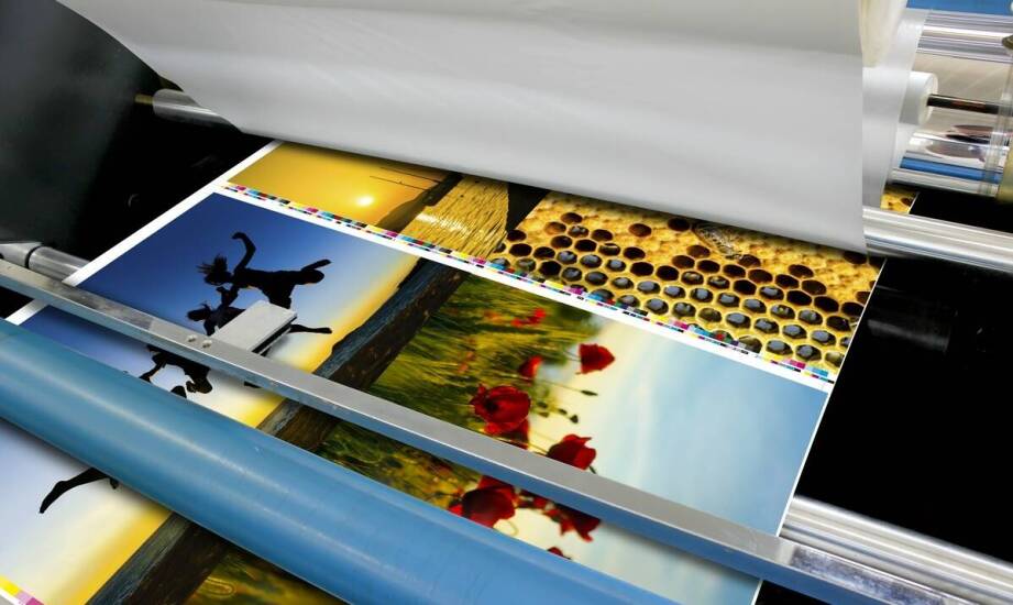 Różnorodność zastosowań druku offsetowego w produkcji materiałów reklamowych