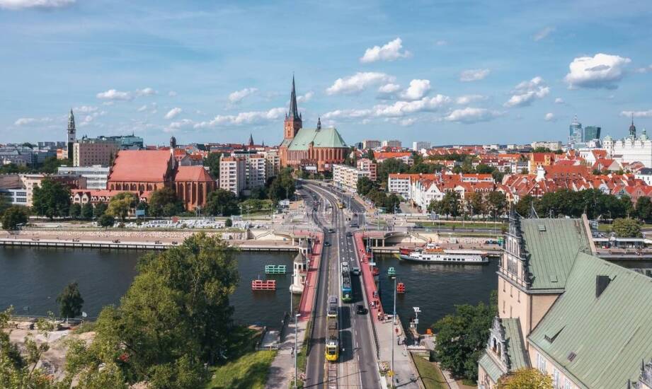 Różnorodność opcji rozrywkowych podczas "imprezy na statku Wrocław" – co warto wybrać?