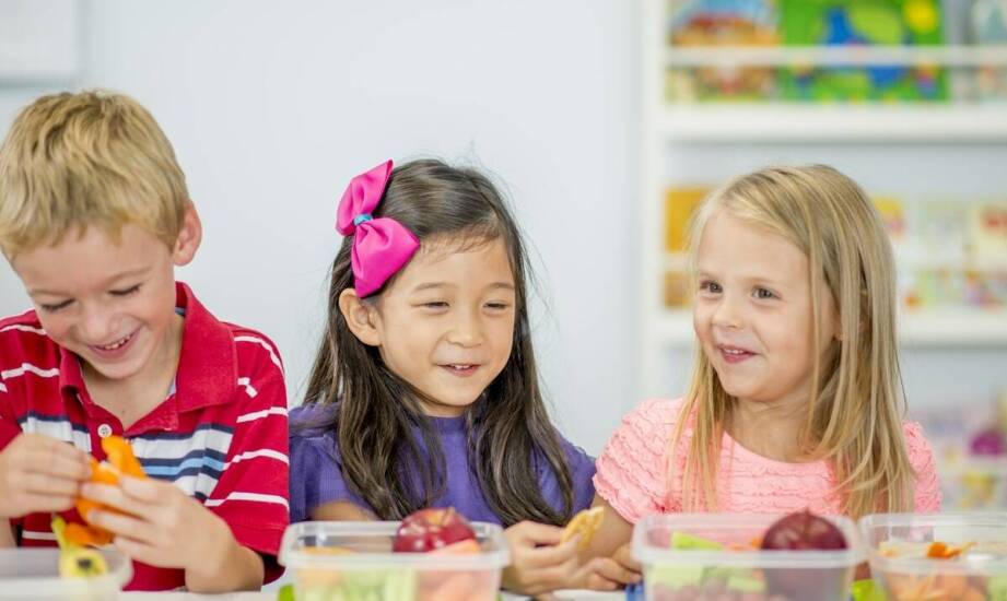 Zdrowe posiłki dla najmłodszych – catering w żywieniu przedszkolaków