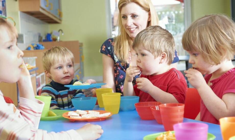 Zdrowe posiłki dla szkół – rozwiązania i trendy w cateringu edukacyjnym