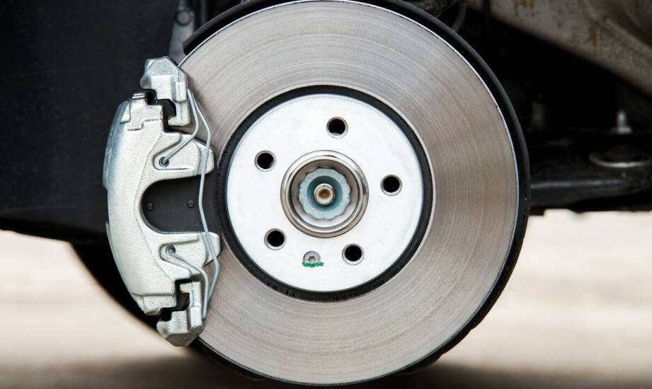 Nowoczesna hamownia 4x4 – zastosowanie, zalety i możliwości pomiarowe