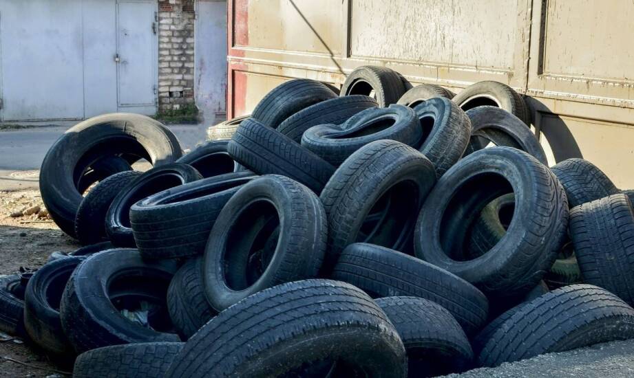 Odbiór zużytych opon – zasady, możliwości i najważniejsze informacje