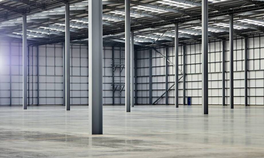 Wynajem magazynów – najważniejsze informacje i aktualne trendy branżowe