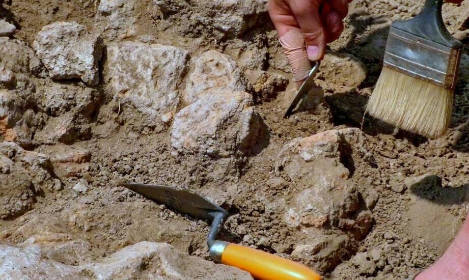 Kamieniarstwo – tradycja, materiały i inspiracje w nowoczesnych aranżacjach