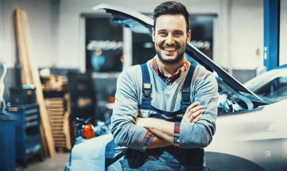 Usługi warsztatów samochodowych – zakres prac i najczęstsze naprawy