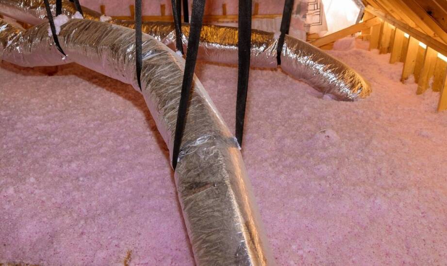 Koszty i etapy ocieplenia poddasza — co warto wiedzieć przed inwestycją