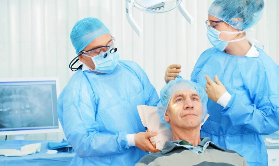 Chirurgia stomatologiczna – zakres zabiegów oraz możliwości leczenia zębów