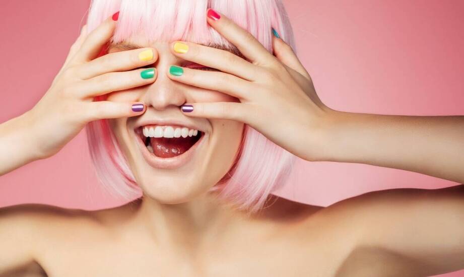 Lakowanie i lakierowanie zębów – skuteczna ochrona przed próchnicą