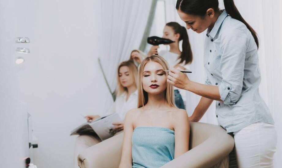 Zabiegi kosmetyczne dla zdrowej i promiennej skóry – przegląd możliwości