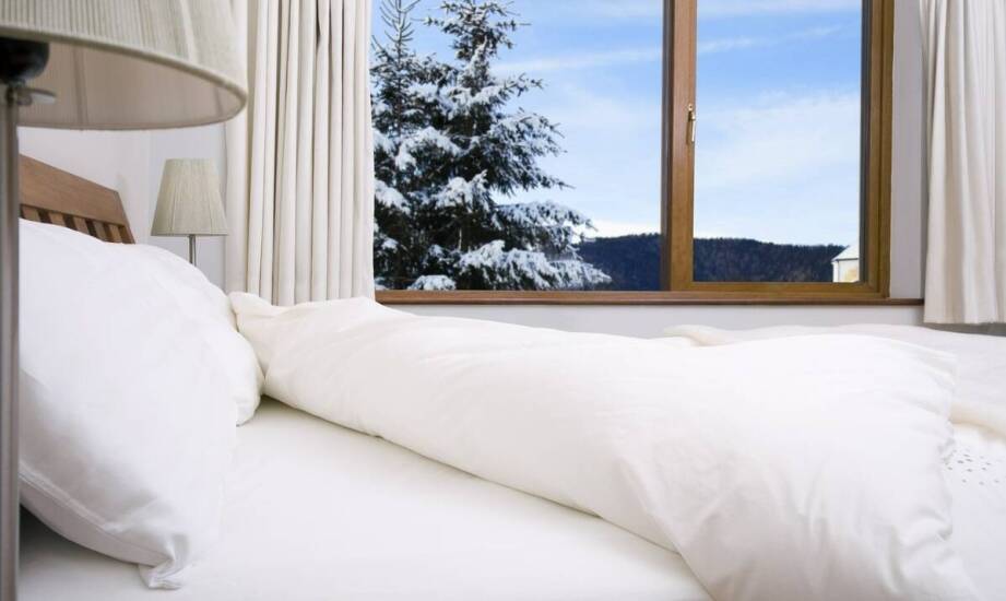 Całoroczne noclegi nad morzem – komfort i relaks przez cały rok