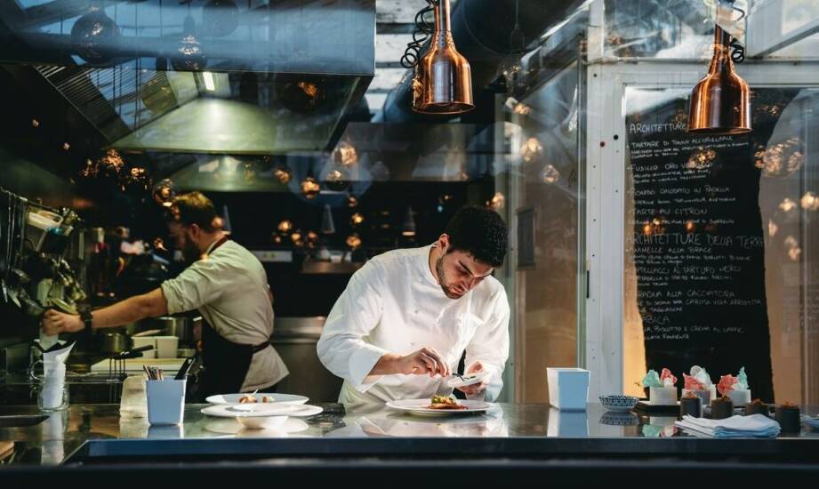 Restauracje i kuchnia – najciekawsze trendy oraz inspiracje kulinarne