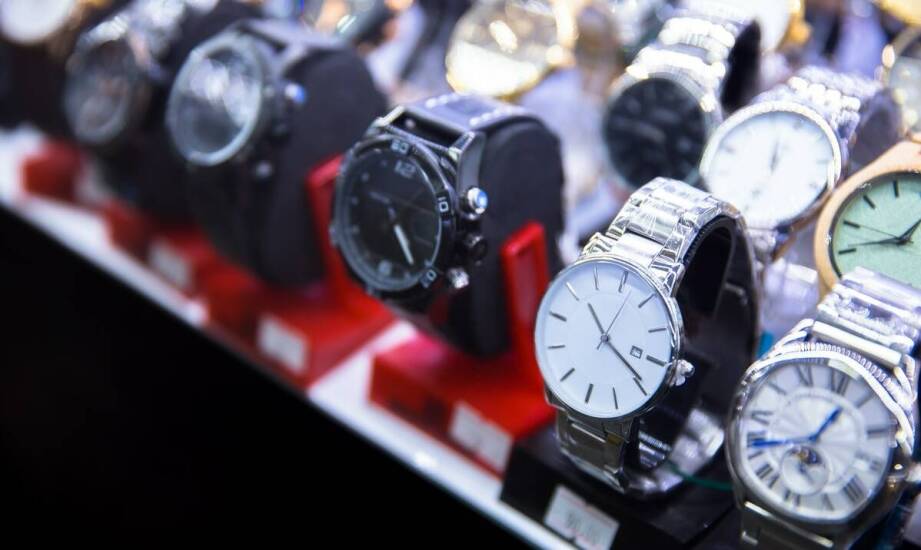 Zegarek dla chłopca – modne i praktyczne modele na każdą okazję