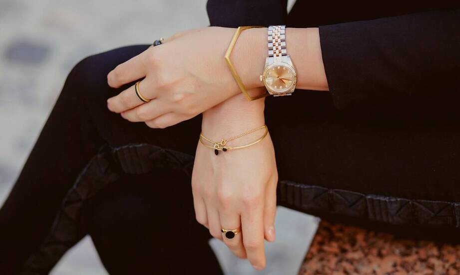Zegarki damskie na bransolecie – modne dodatki do codziennych stylizacji