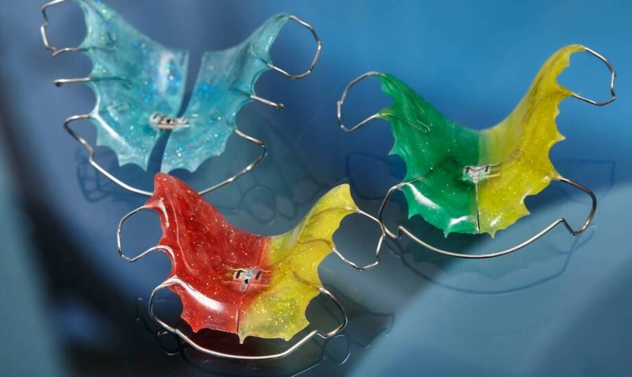 W jaki sposób aparat ortodontyczny może poprawić wymowę u pacjentów?