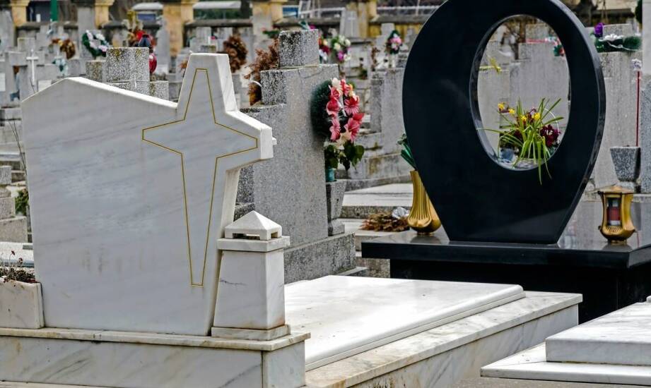 Kremacje – wszystko, co warto wiedzieć o współczesnych ceremoniach pożegnania