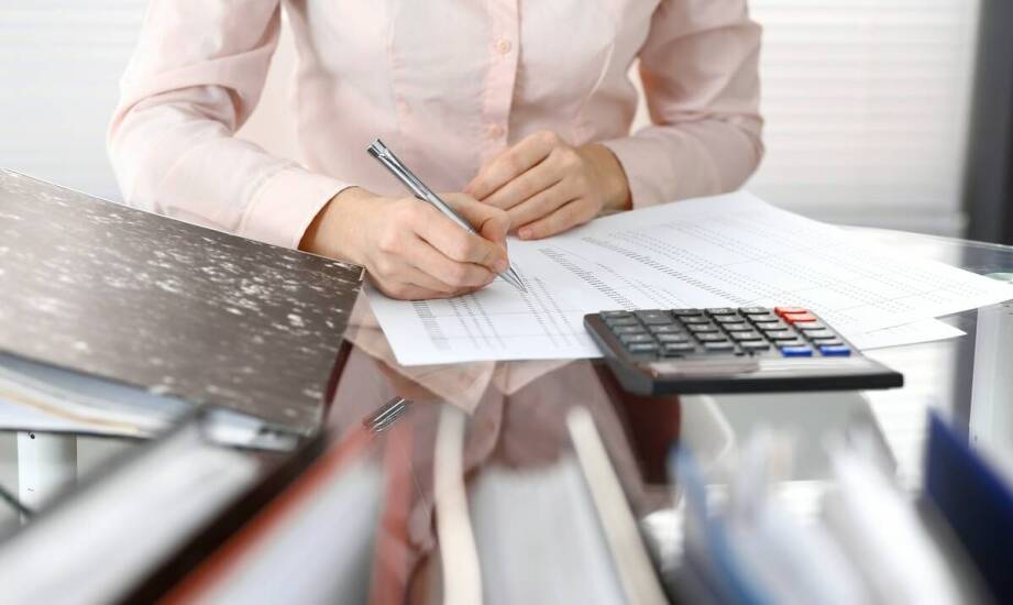 Usługi rachunkowe, a obsługa księgowa - jakie są różnice?