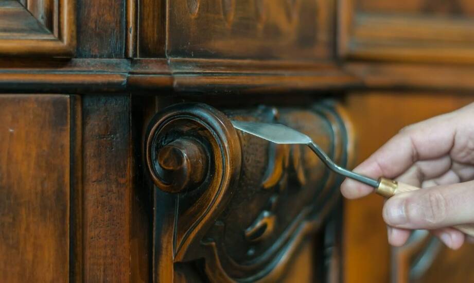 Uchwyty do mebli – najpopularniejsze style i materiały w aranżacji wnętrz