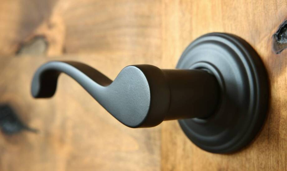 Uchwyty do mebli – inspiracje i pomysły na stylowe wykończenie wnętrz