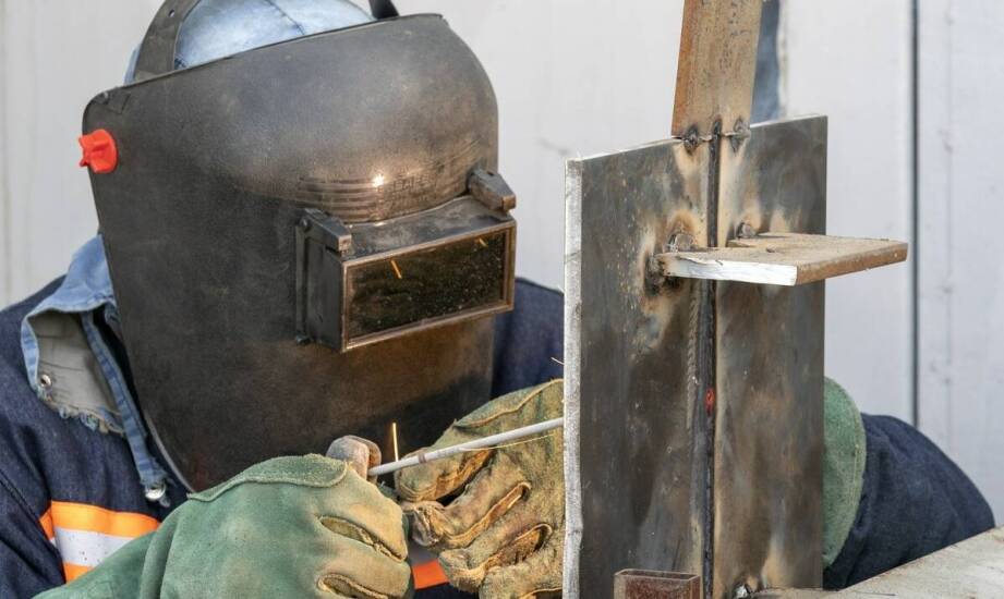 Szlifowanie metalu – techniki, zastosowania i najważniejsze zalety