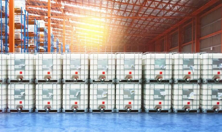 Możliwość sztaplowania pojemników 80x60 a oszczędność miejsca