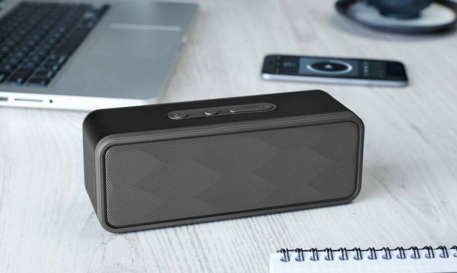 Wodoodporne kolumny Bluetooth: idealne rozwiązanie na imprezy plenerowe