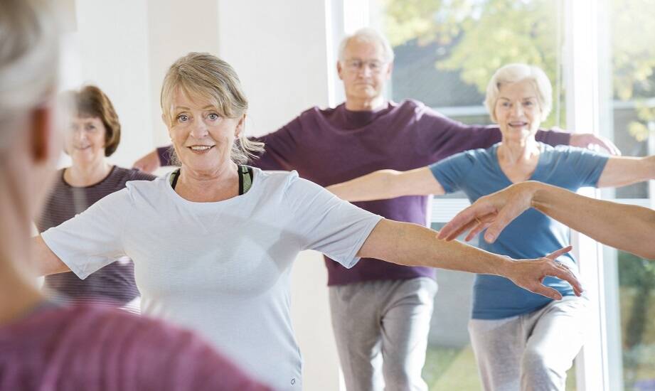 Korzyści z uczestnictwa w zajęciach sprawnościowo-umysłowych w domu opieki