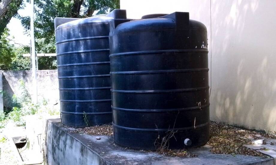 Zbiorniki deszczowe – jakie znaczenie mają w gospodarstwie domowym?